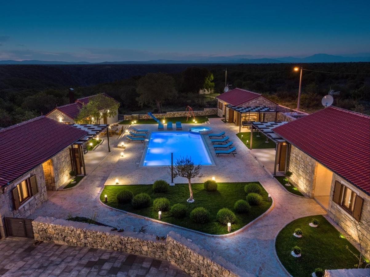New! Promina Luxury Villa With 72Sqm Heated Pool, Jacuzzi, Infrared Sauna, Tennis Court, Media Room Bogatić Exterior foto